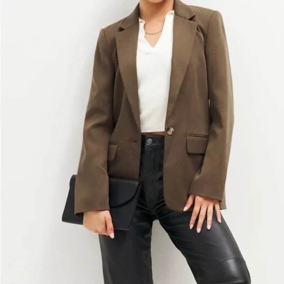 Reformation Blazer - Picture 2 of 6